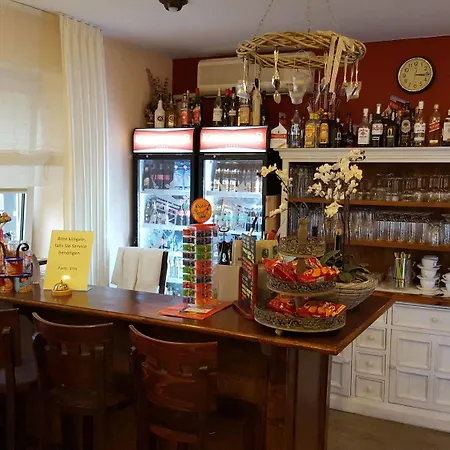 Ξενοδοχείο Bergschloesschen 2*