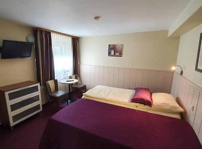 ベルグシュロスヒェン 2* ボッパルト