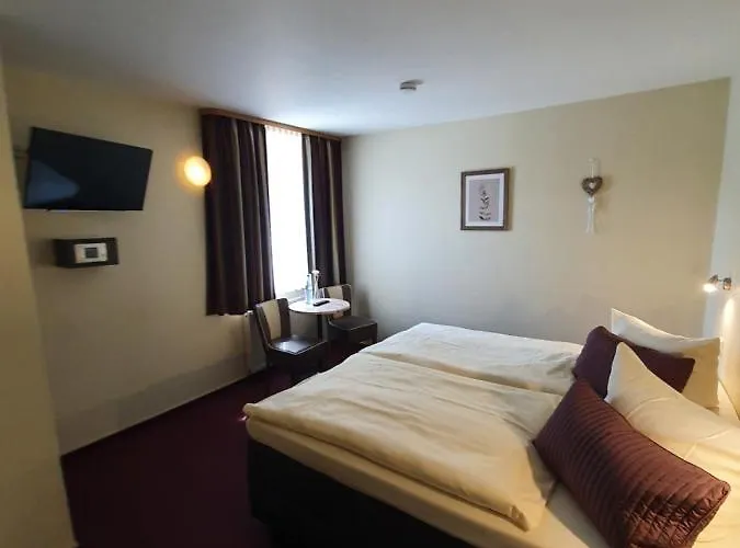 ベルグシュロスヒェン ホテル