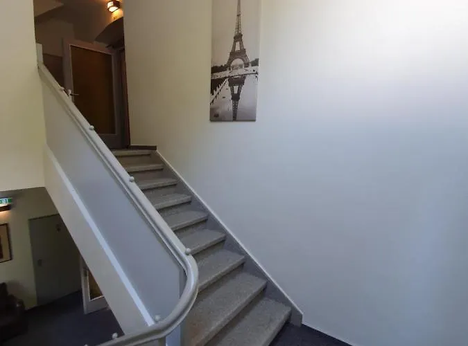 ベルグシュロスヒェン ホテル ボッパルト